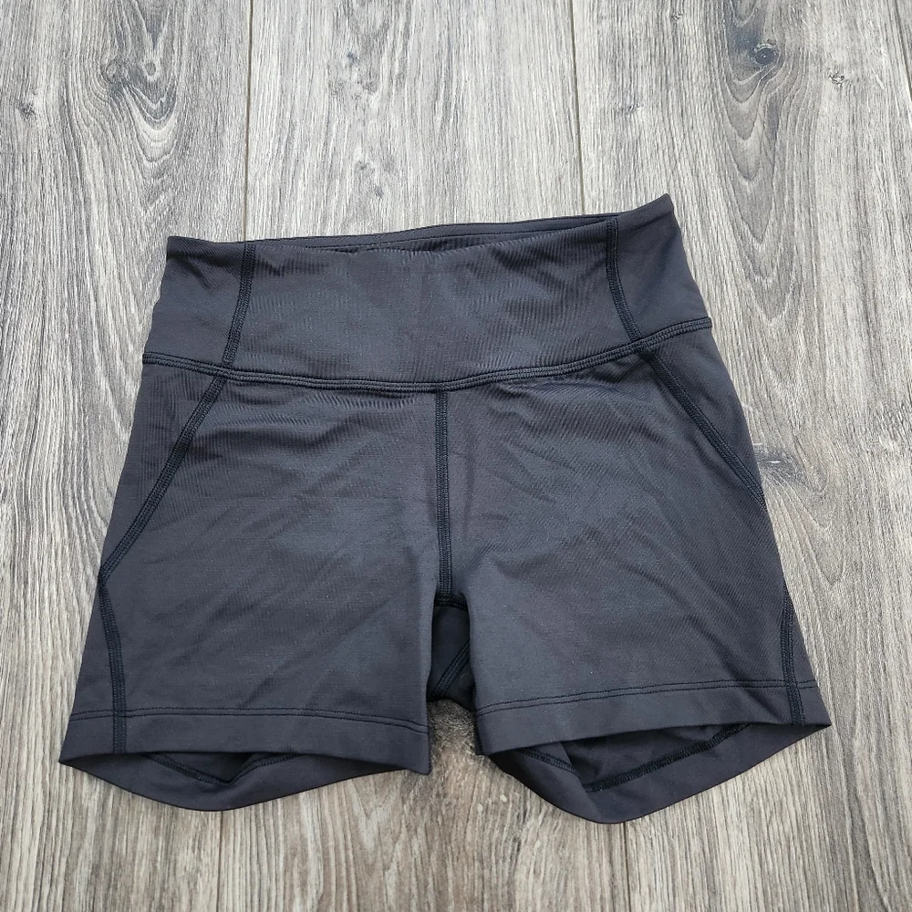 NWT Outdoor Voices Flex 3.5